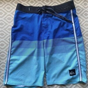 Quiksilver Swim Trunks sz 27​​​​​​​​​​​​​​​​​​​​​​​​​